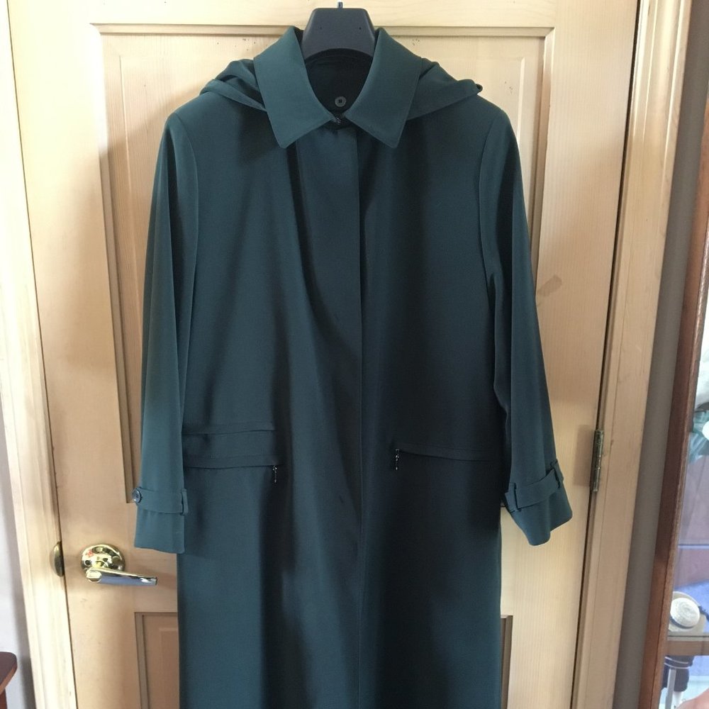 Anne Klein Full Length Dark Green Lined Trench Coat - Size 6
